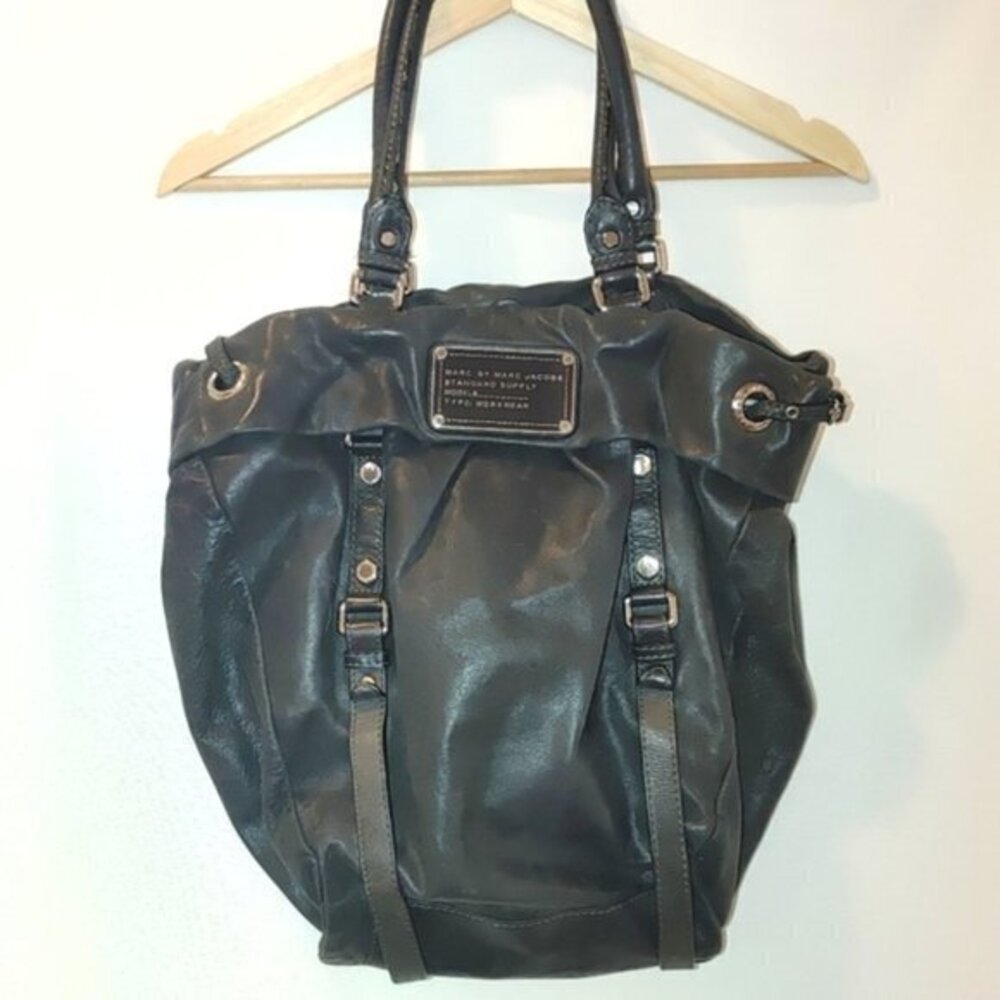 MARC BY MARC JACOBS WORKWEAR LEATHER TOTE BLACk Gray Hobo Shoulder Bag
